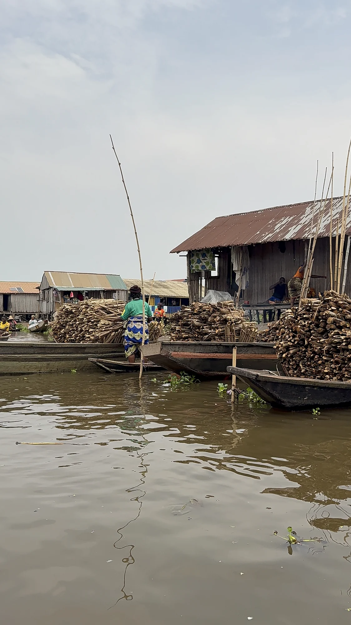 Canoes and stilt houses in Ganvié